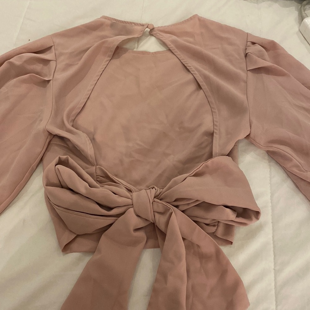 BEBE open back cropped shirt
